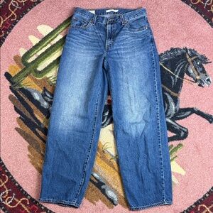 LEVI's BAGGY DAD JEANS 26